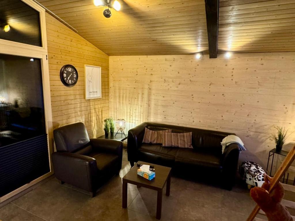 Brunni-lodge Am Grossen Mythen Apartment *