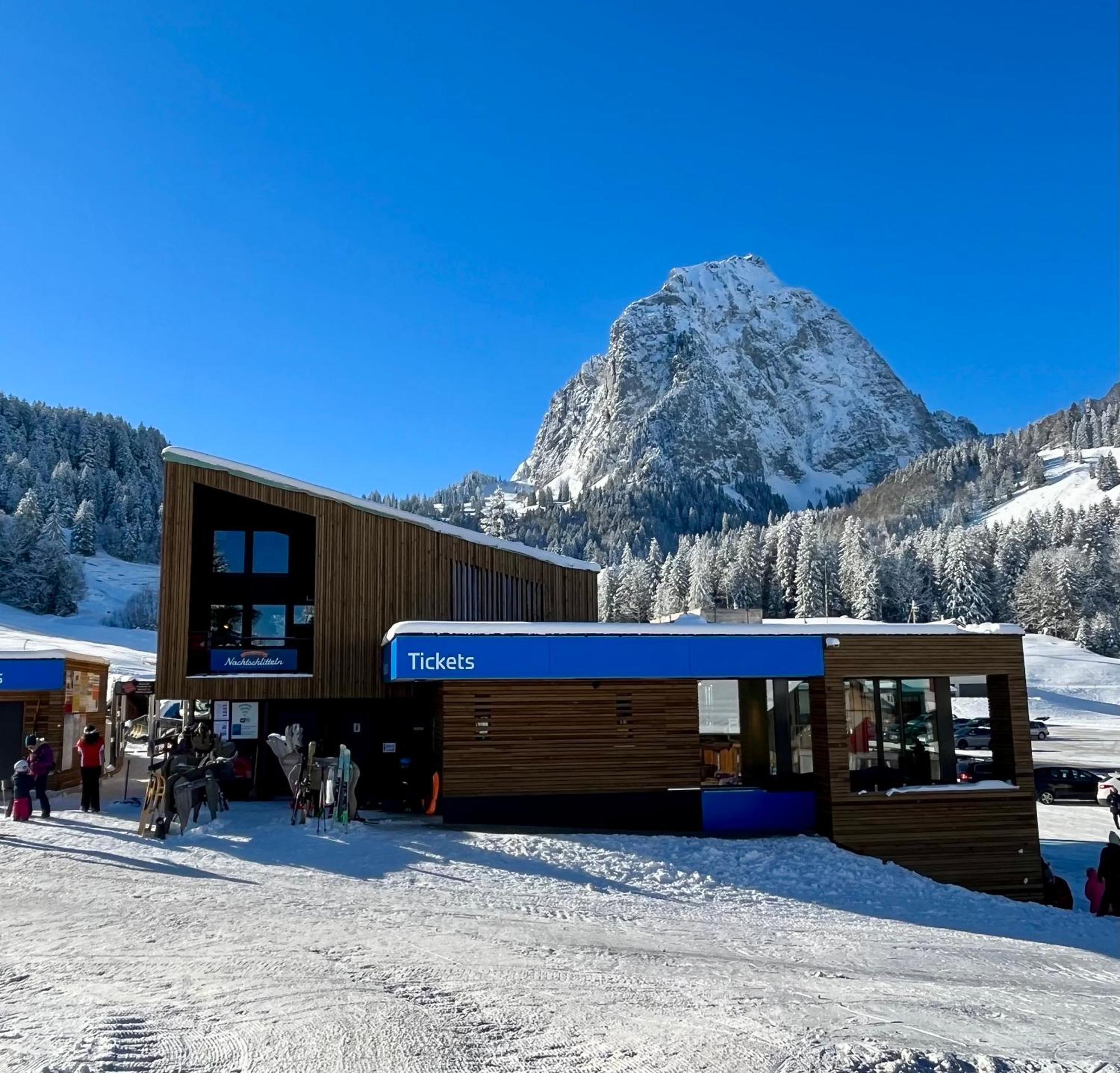 Brunni-lodge Am Grossen Mythen Apartment *
